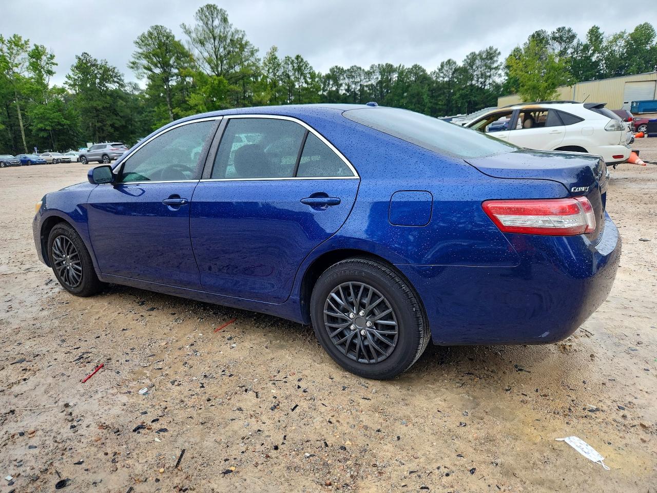 2011 Toyota Camry Le Blue vin: 4T1BF3EK3BU768565