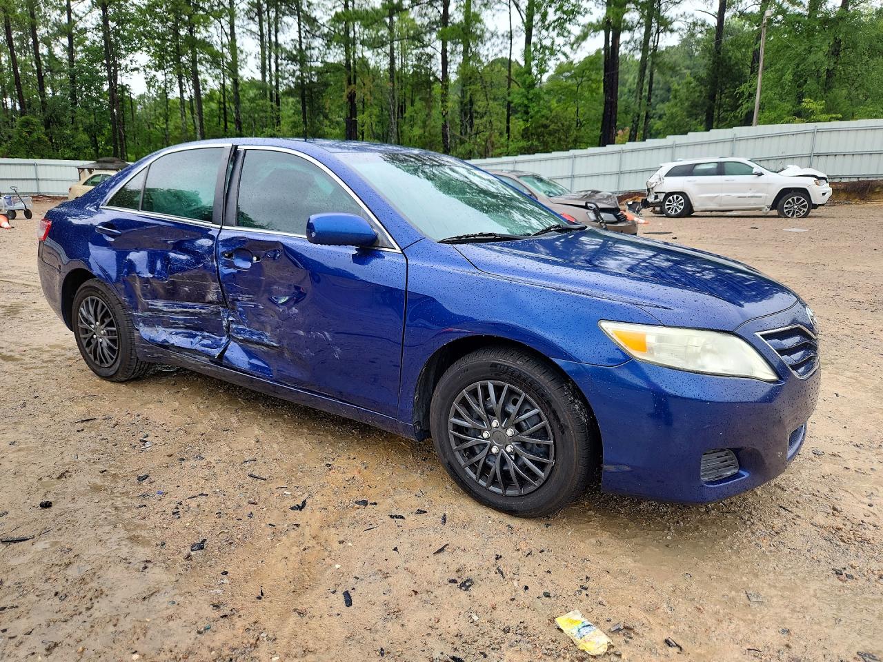 2011 Toyota Camry Le Blue vin: 4T1BF3EK3BU768565