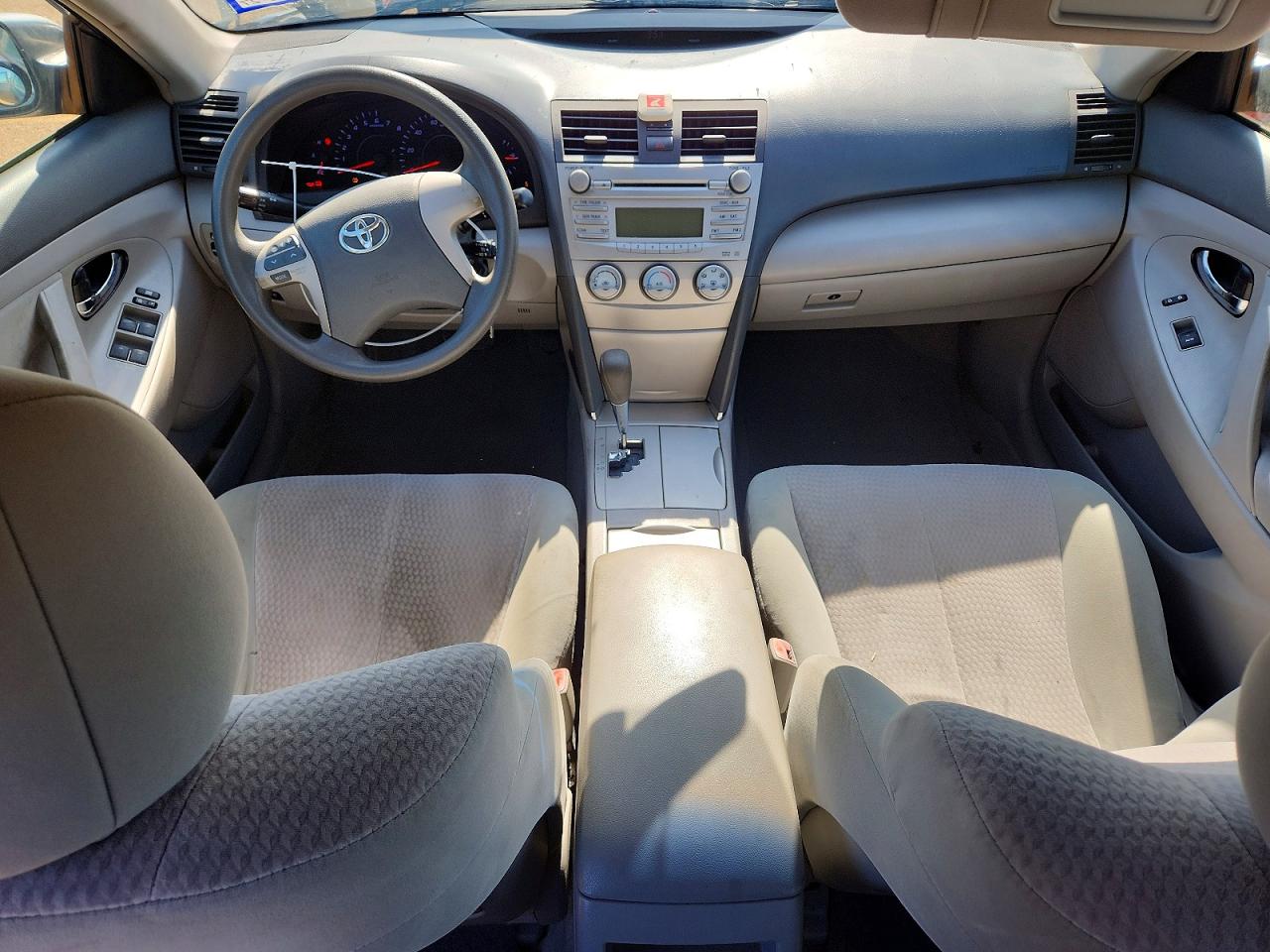 2011 Toyota Camry Le Gray vin: 4T1BF3EK3BU772308