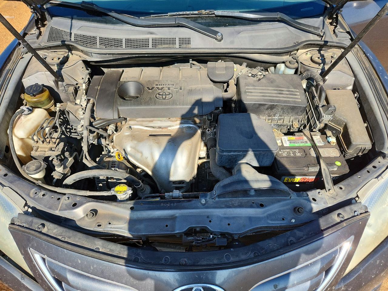 2011 Toyota Camry Le Gray vin: 4T1BF3EK3BU772308