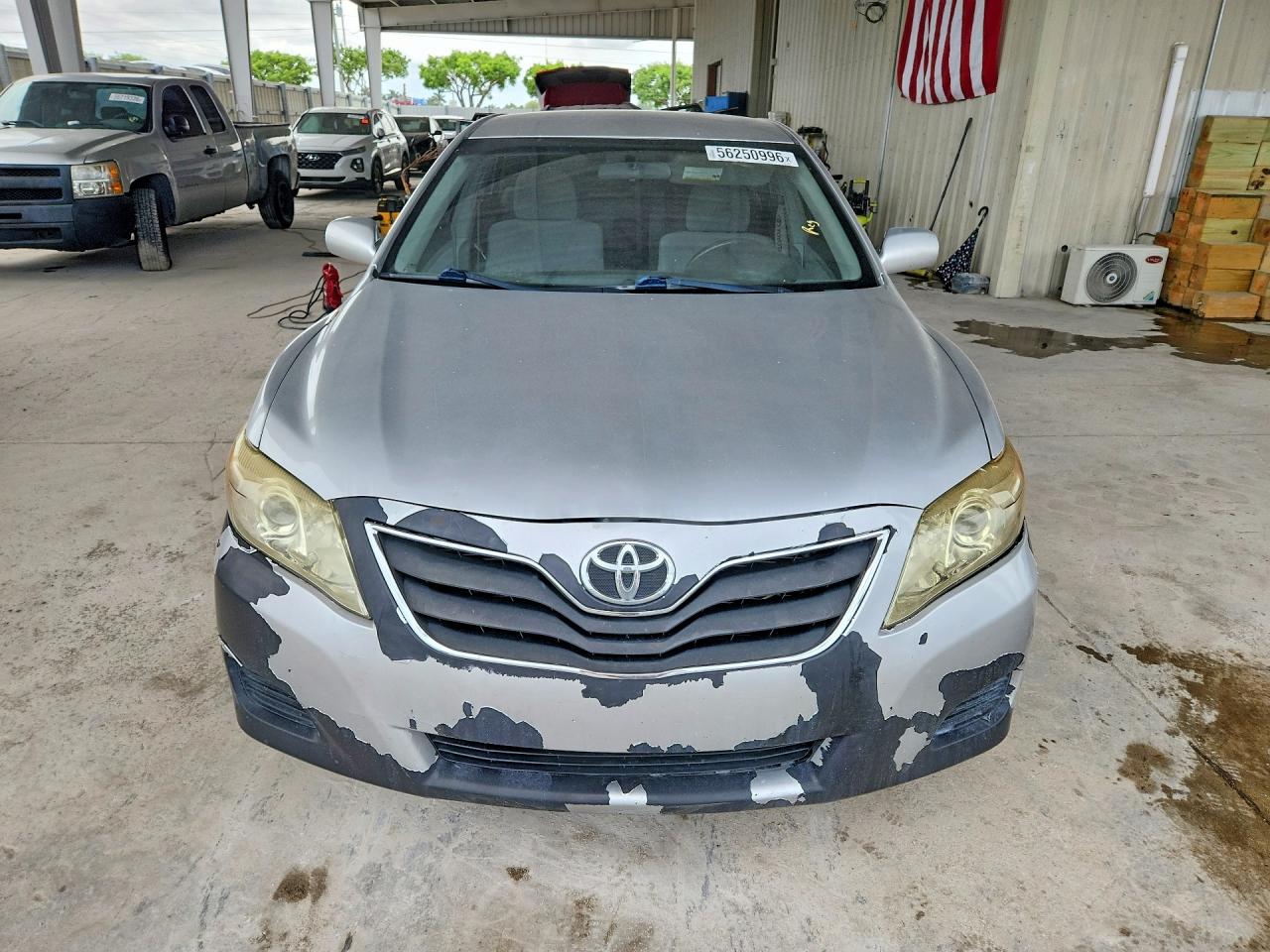 2010 Toyota Camry Le Silver vin: 4T1BF3EK4AU016291