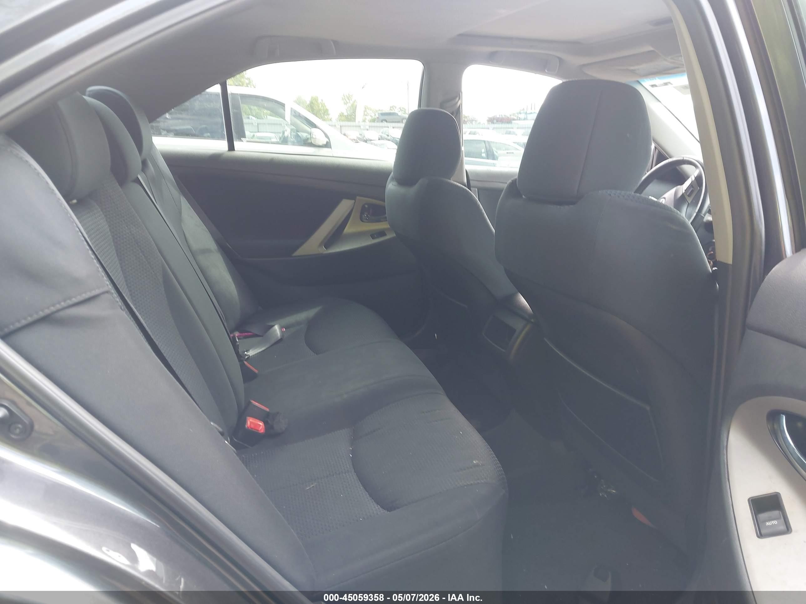 2010 Toyota Camry Se Серый vin: 4T1BF3EK4AU016940