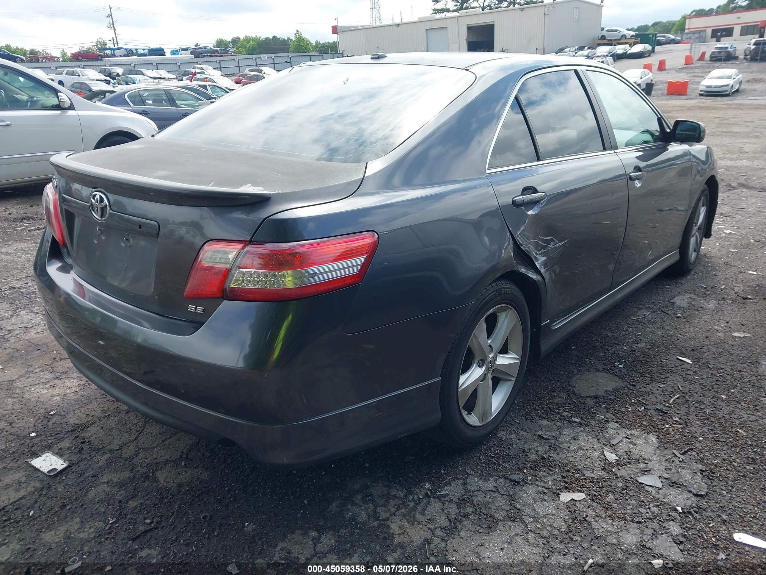 2010 Toyota Camry Se Серый vin: 4T1BF3EK4AU016940