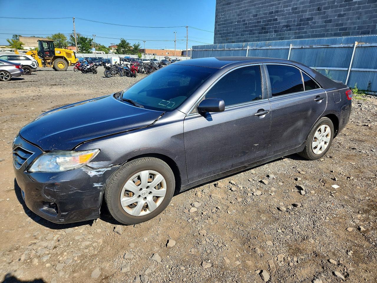 2010 Toyota Camry Серый vin: 4T1BF3EK4AU022074