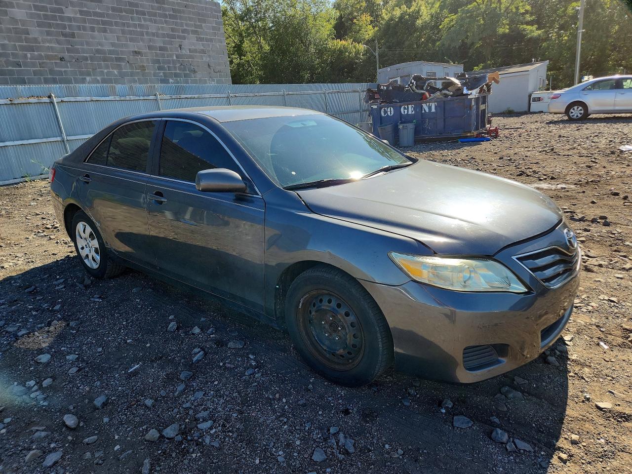 2010 Toyota Camry Серый vin: 4T1BF3EK4AU022074