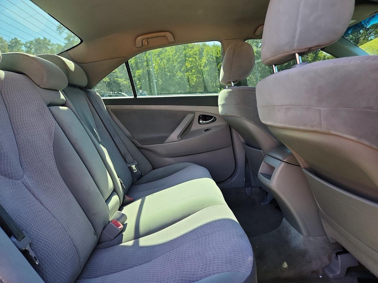 2010 Toyota Camry Серый vin: 4T1BF3EK4AU022074