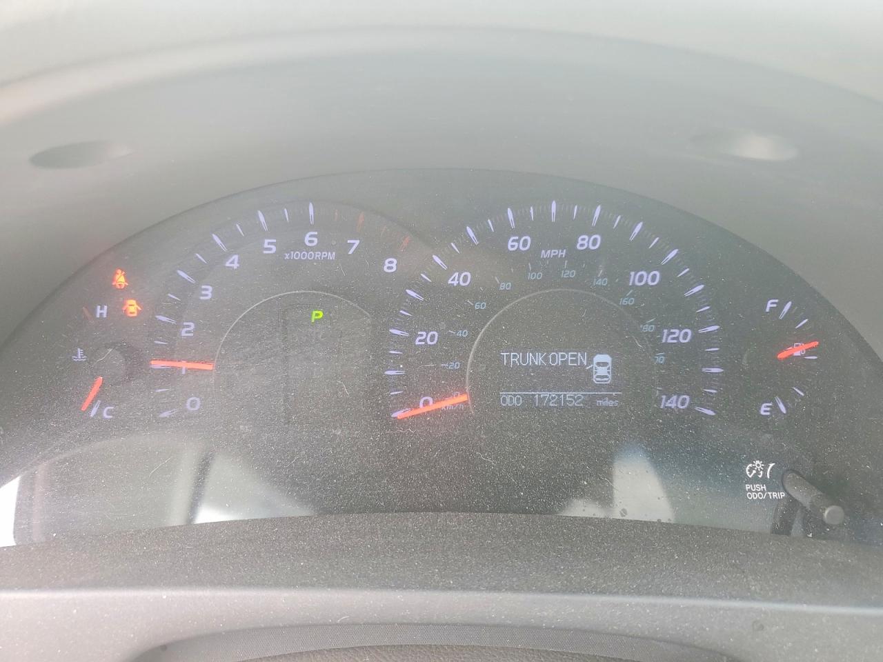 2010 Toyota Camry Xle Желто-коричневый vin: 4T1BF3EK4AU022169