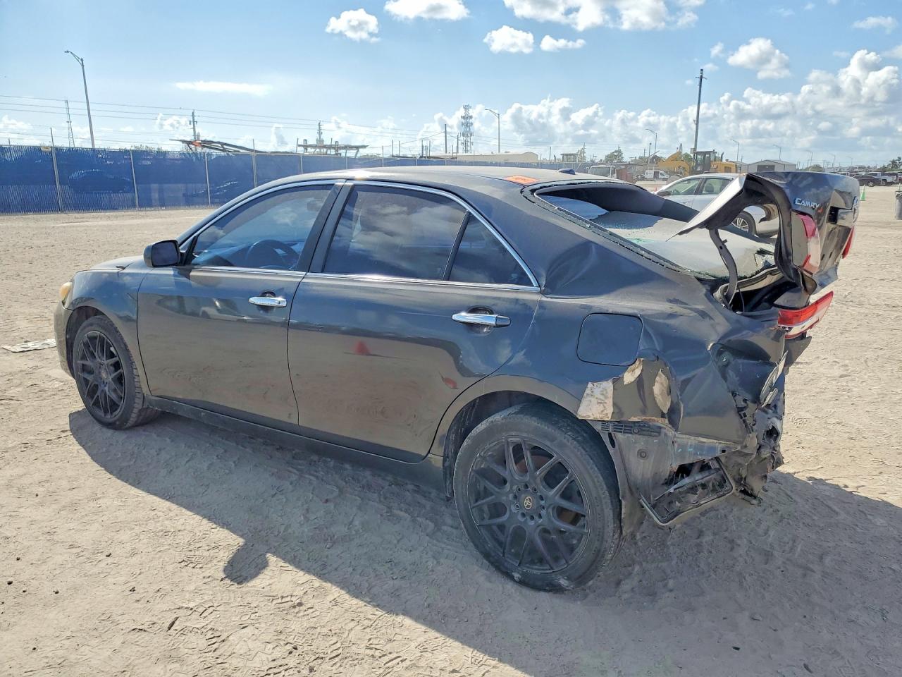2010 Toyota Camry Le Серый vin: 4T1BF3EK4AU037867