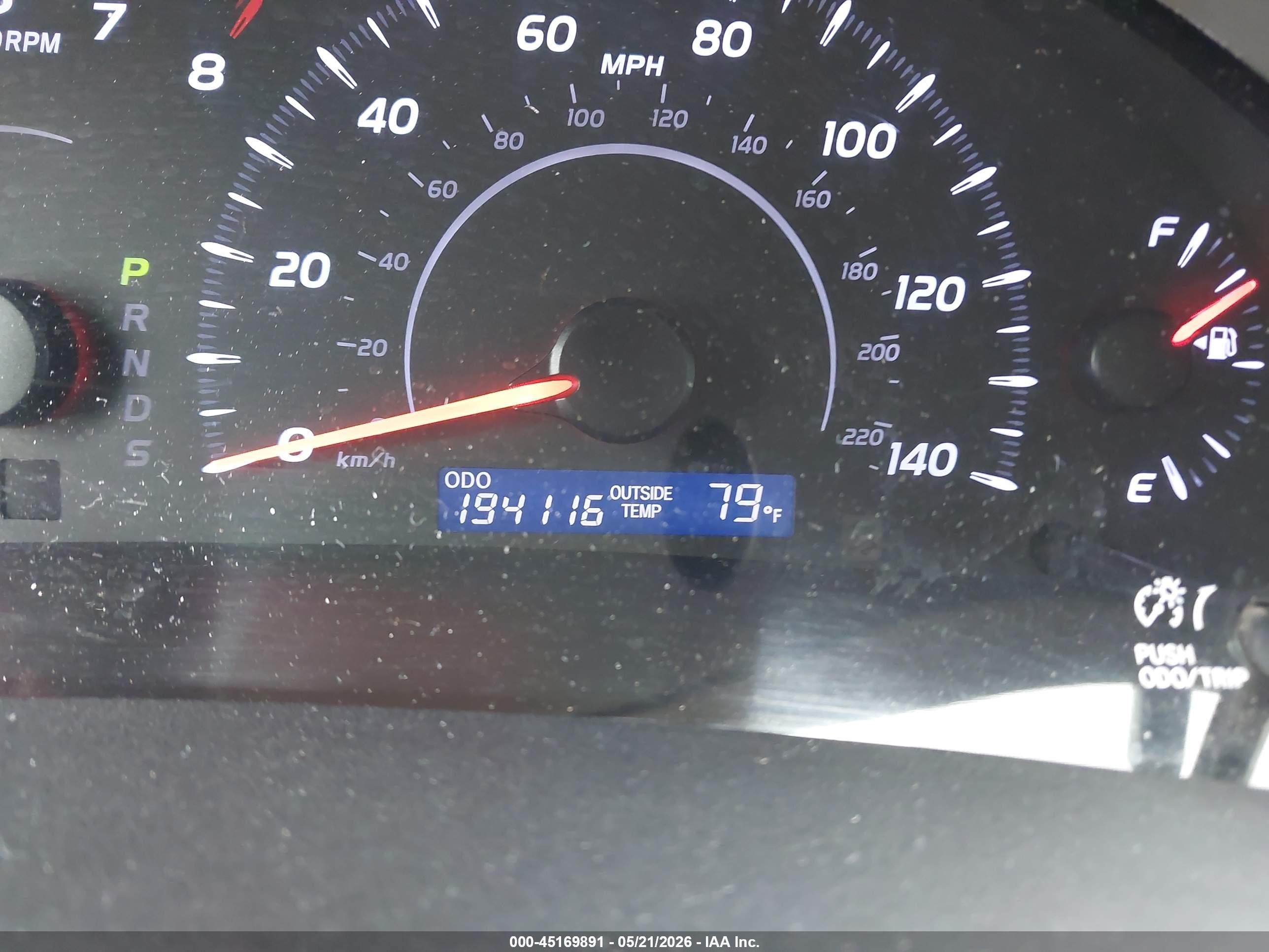 2010 Toyota Camry Le Серебряный vin: 4T1BF3EK4AU039652