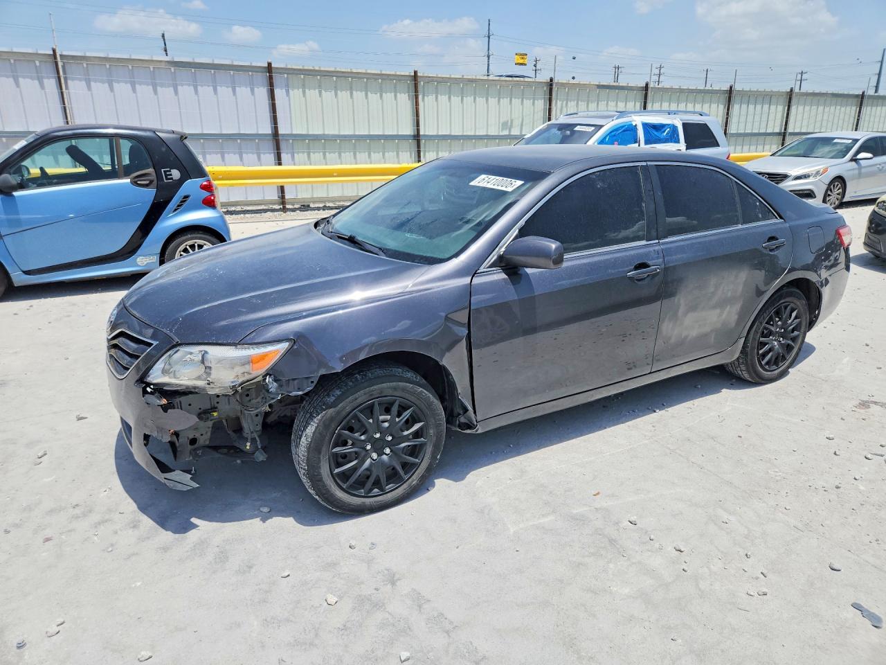 2010 Toyota Camry Le Серый vin: 4T1BF3EK4AU050747