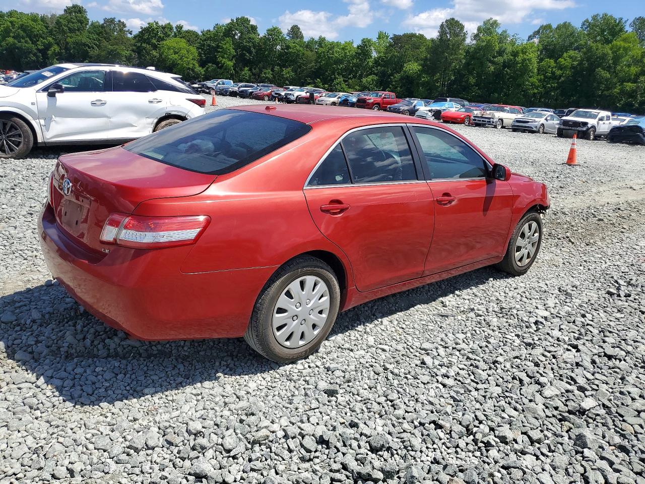 2010 Toyota Camry Le Red vin: 4T1BF3EK4AU061747