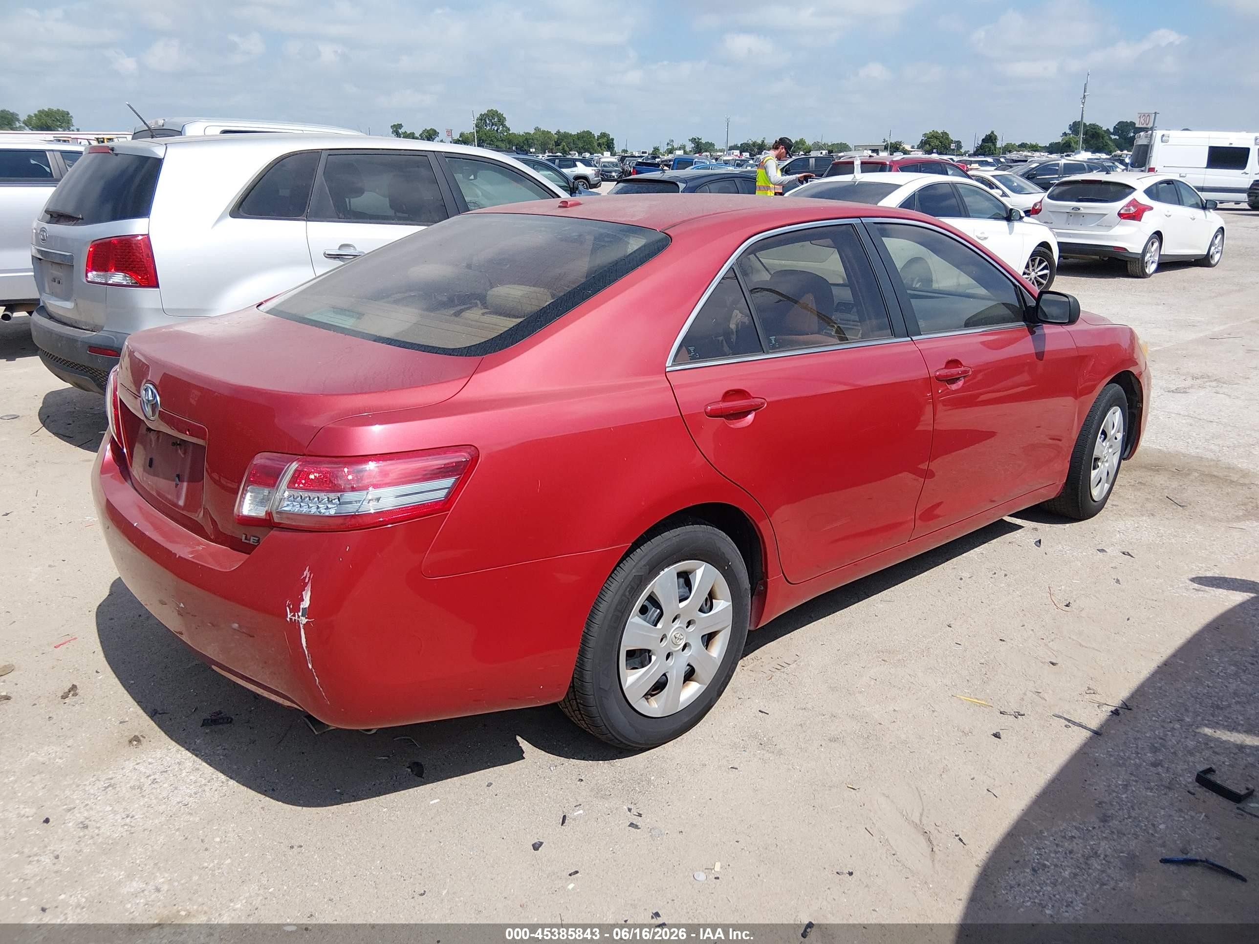 2010 Toyota Camry Le Красный vin: 4T1BF3EK4AU074501