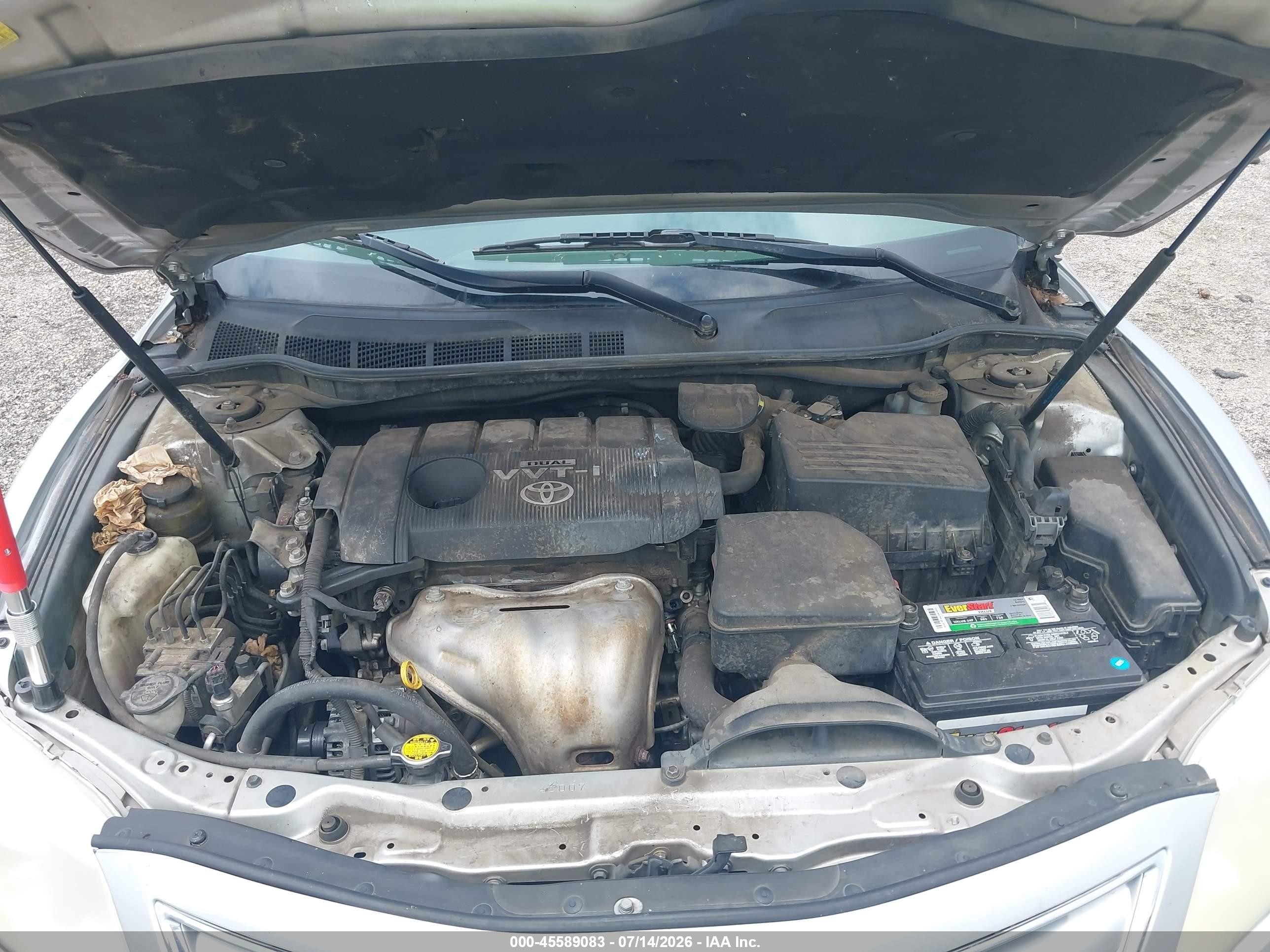2010 Toyota Camry   Silver vin: 4T1BF3EK4AU080718