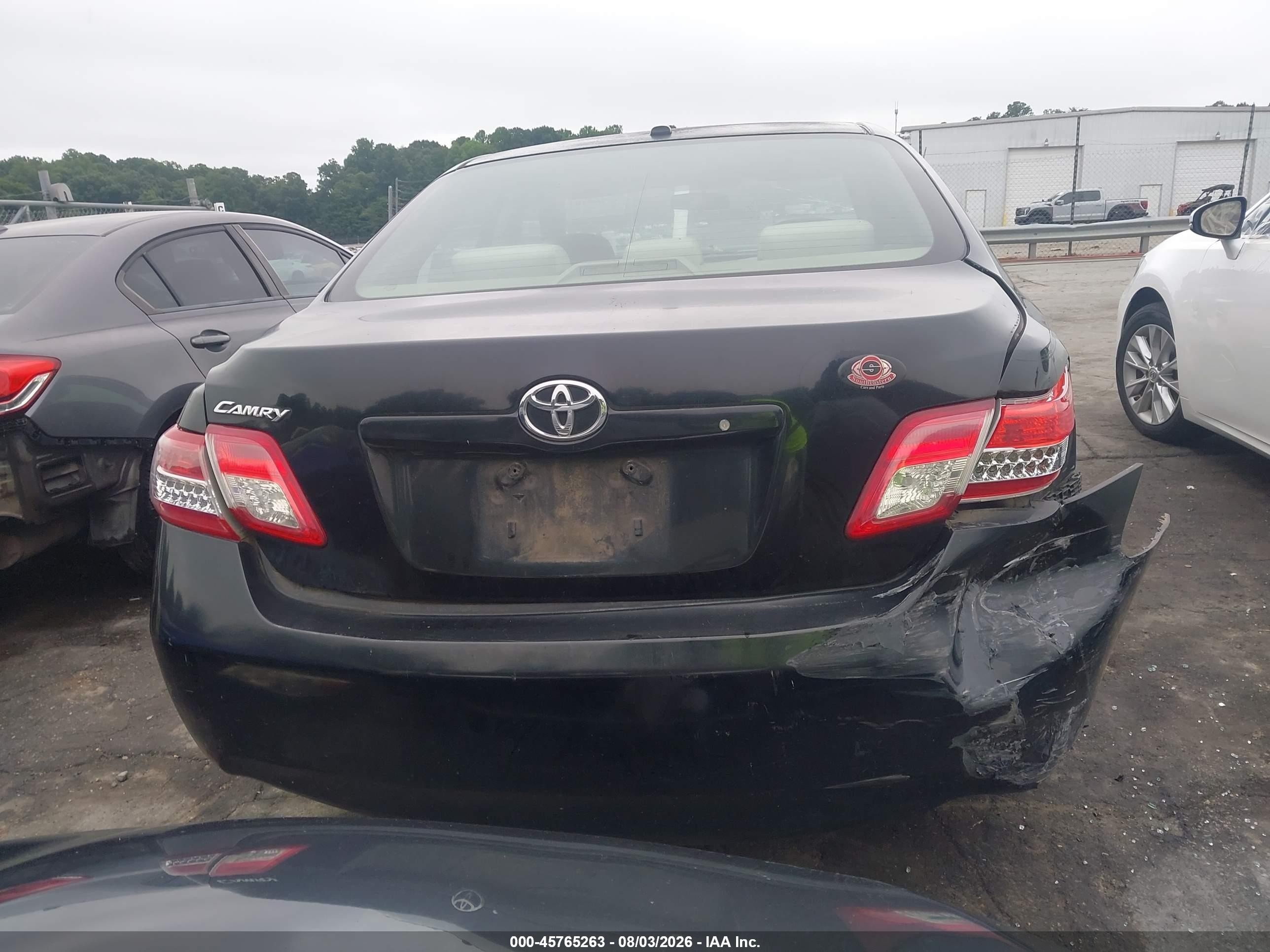 2010 Toyota Camry   Черный vin: 4T1BF3EK4AU080959