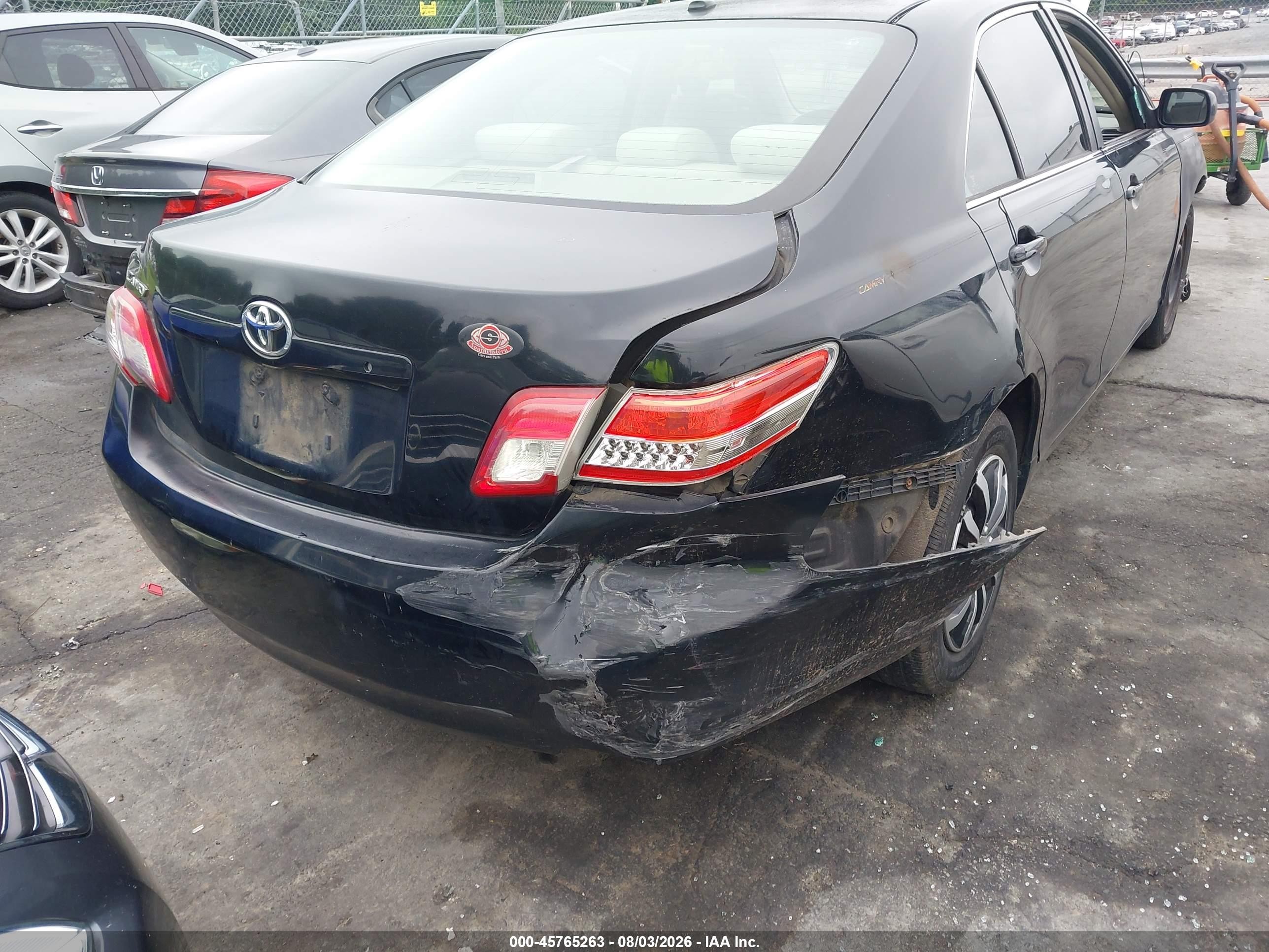 2010 Toyota Camry   Черный vin: 4T1BF3EK4AU080959