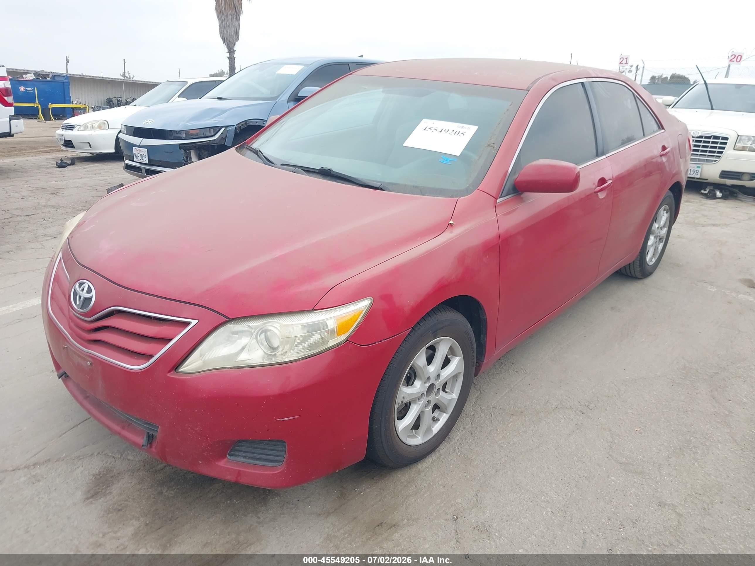 2010 Toyota Camry Le Красный vin: 4T1BF3EK4AU085806