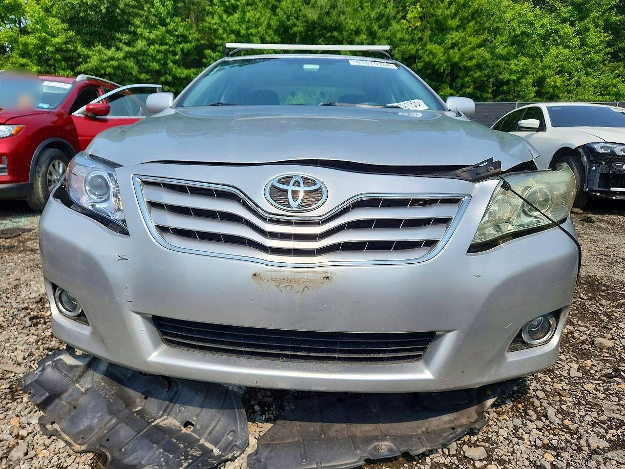 2010 Toyota Camry Le Silver vin: 4T1BF3EK4AU090732