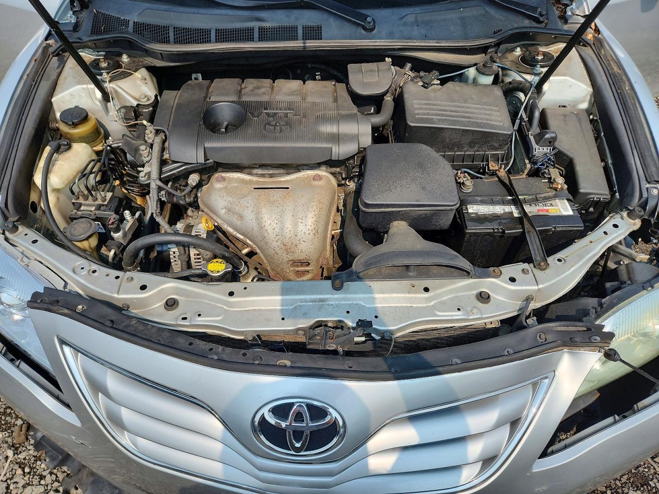 2010 Toyota Camry Le Silver vin: 4T1BF3EK4AU090732