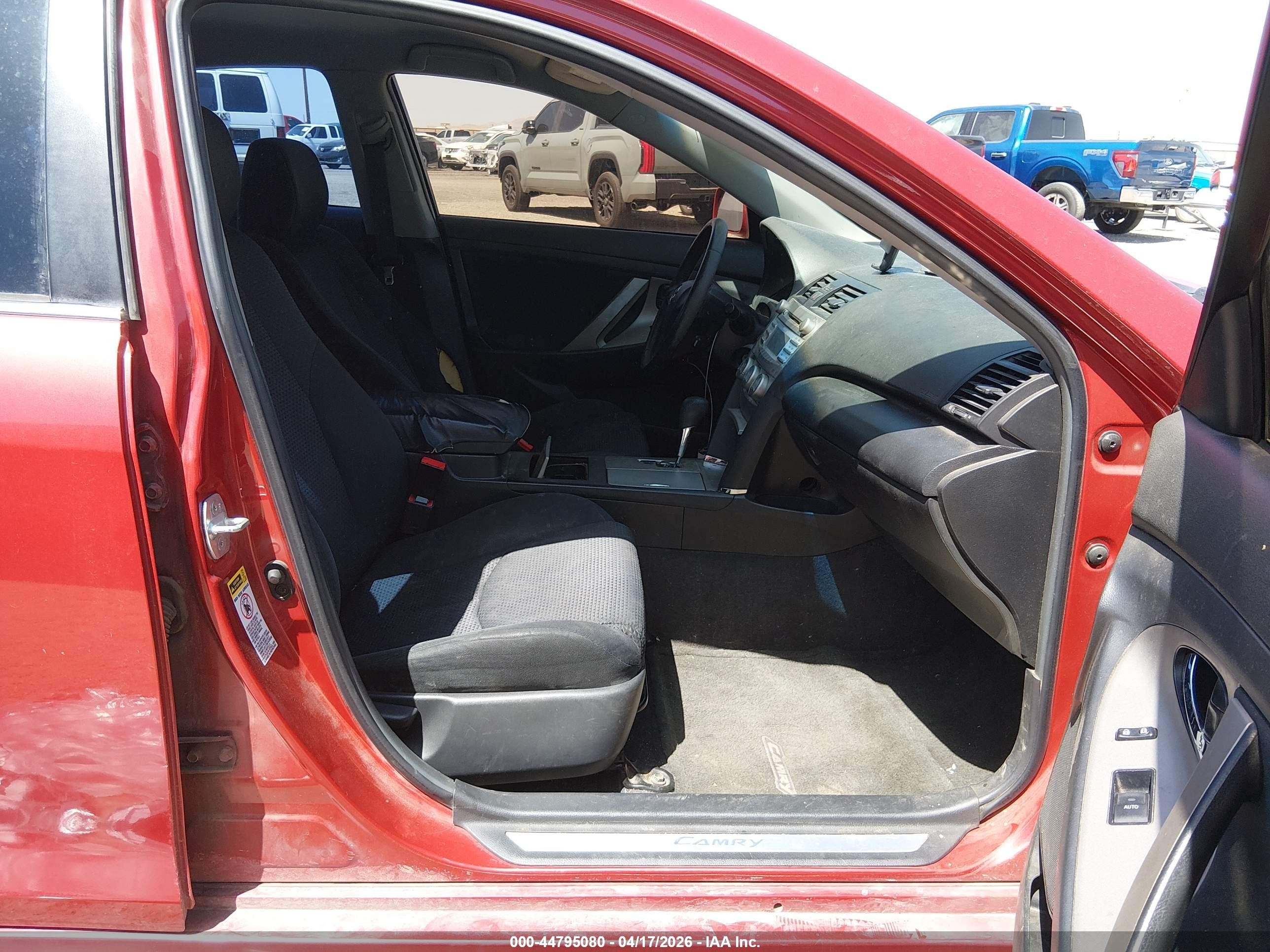 2010 Toyota Camry Se Red vin: 4T1BF3EK4AU097311