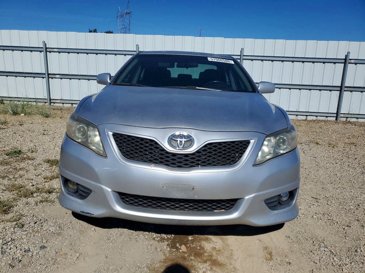 2010 Toyota Camry Se Silver vin: 4T1BF3EK4AU097955