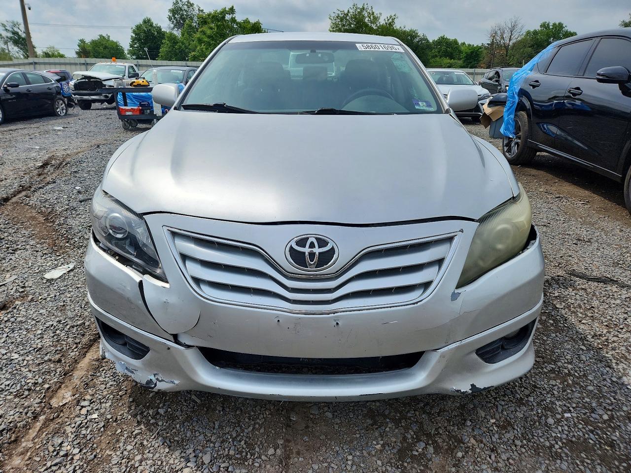 2010 Toyota Camry Se Silver vin: 4T1BF3EK4AU504480
