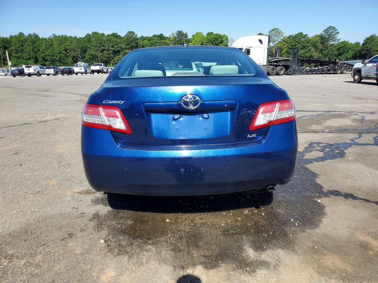 2010 Toyota Camry Le Blue vin: 4T1BF3EK4AU528133