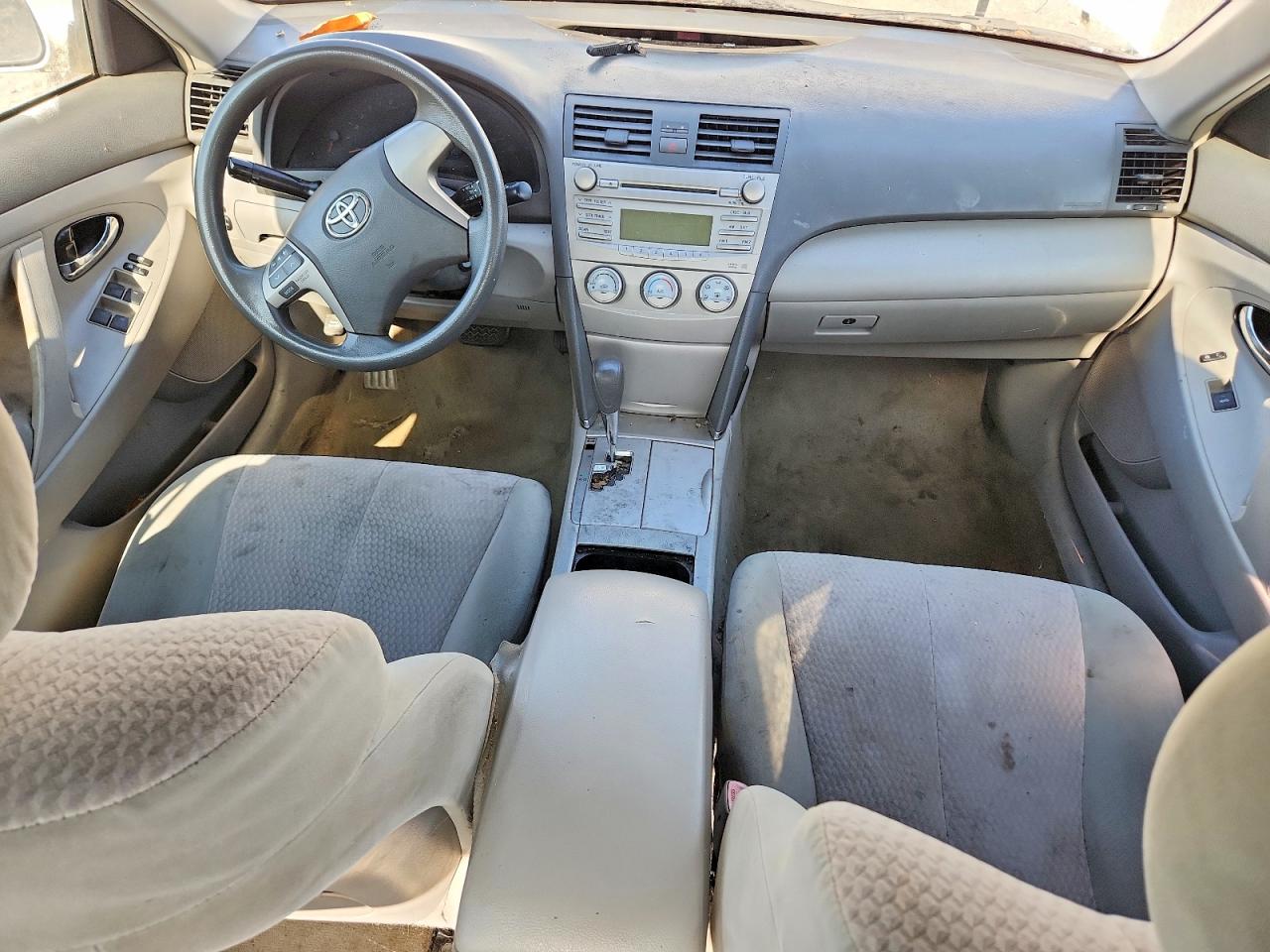 2010 Toyota Camry Le Белый vin: 4T1BF3EK4AU564873