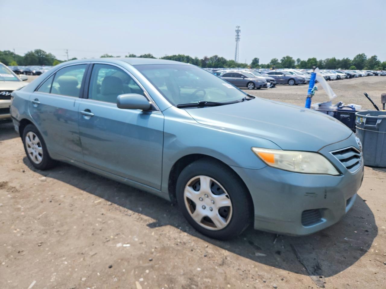 2010 Toyota Camry Le Turquoise vin: 4T1BF3EK4AU579650