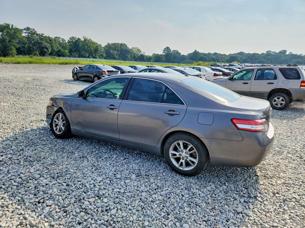 2011 Toyota Camry Le Gray vin: 4T1BF3EK4BU134777
