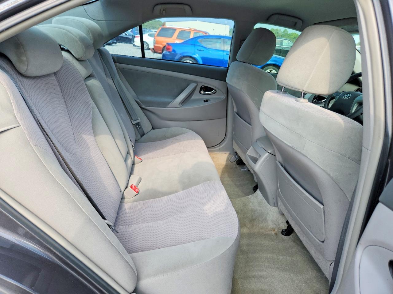 2011 Toyota Camry Le Gray vin: 4T1BF3EK4BU134777