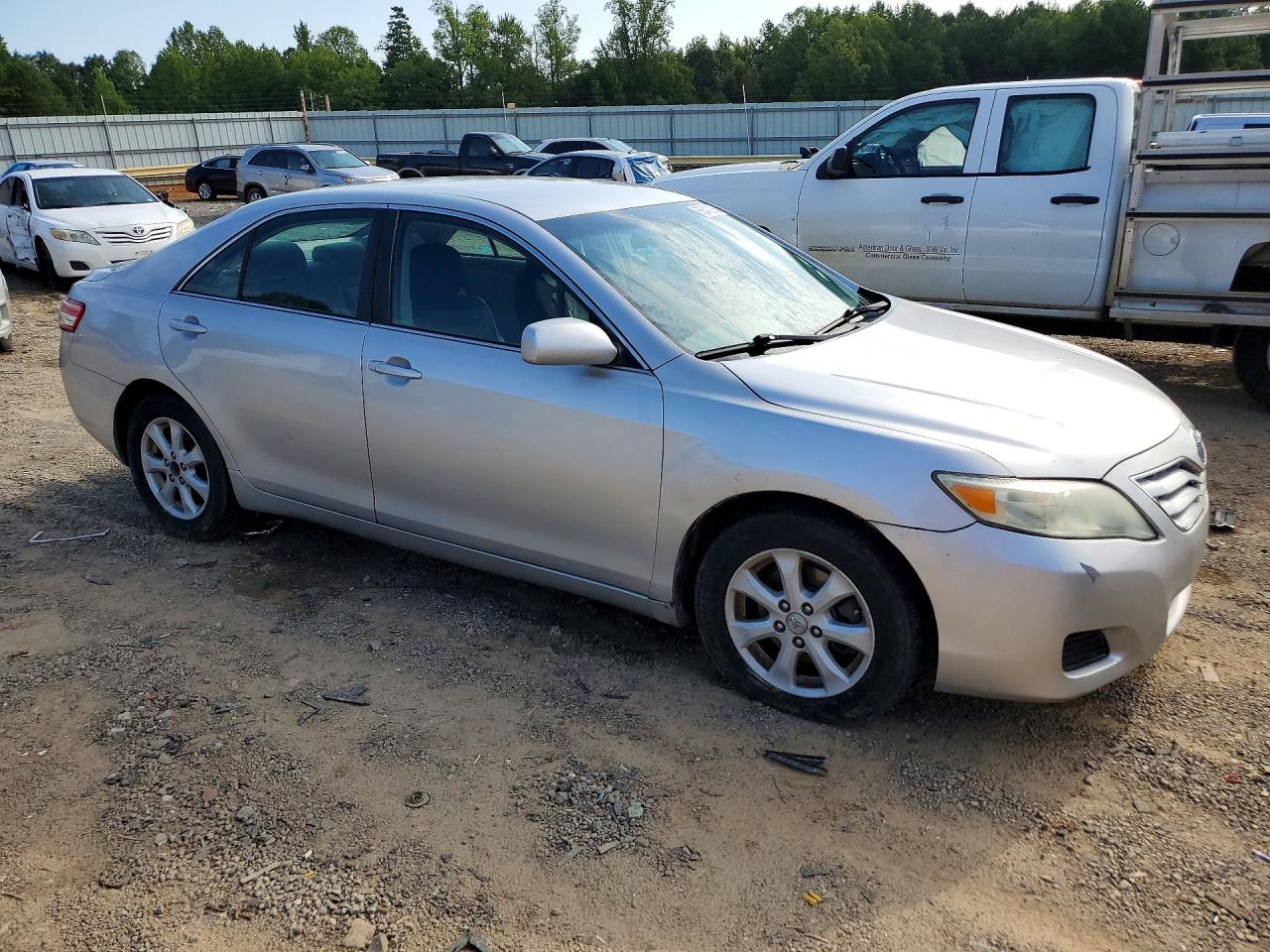 2011 Toyota Camry Le Silver vin: 4T1BF3EK4BU169173