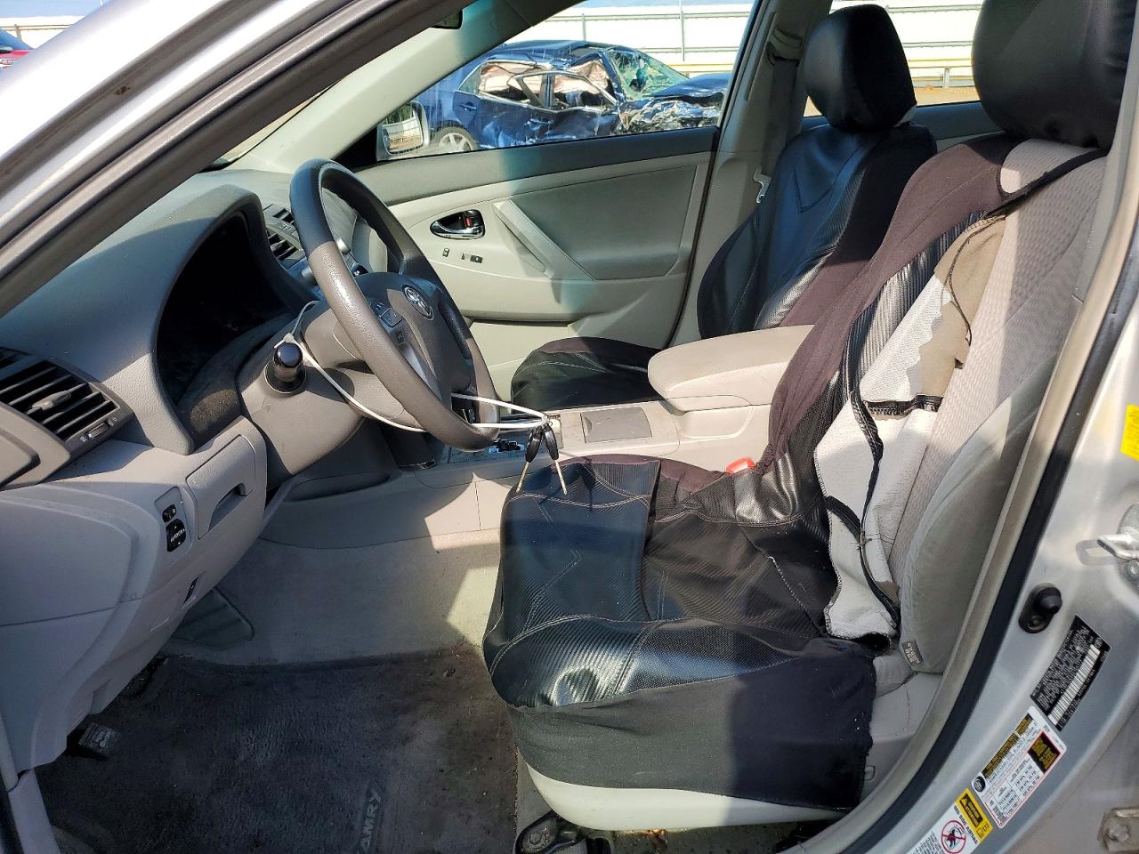 2011 Toyota Camry Le Silver vin: 4T1BF3EK4BU169173