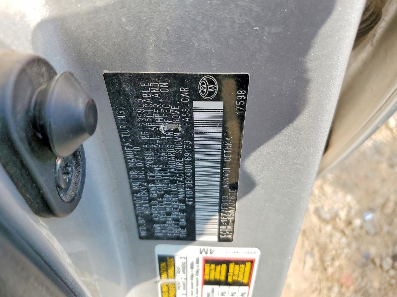 2011 Toyota Camry Le Silver vin: 4T1BF3EK4BU169173