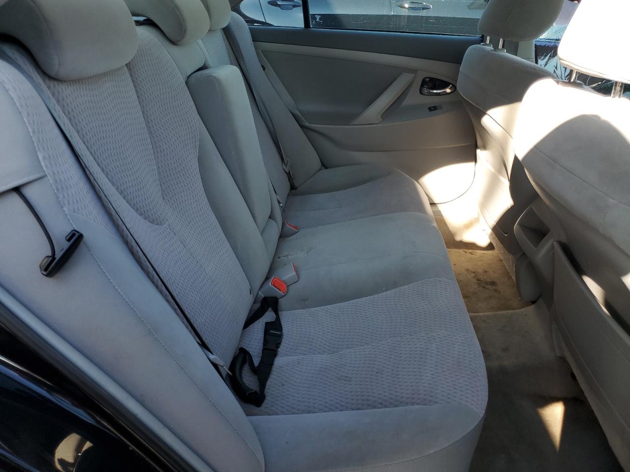 2011 Toyota Camry Base Черный vin: 4T1BF3EK4BU172199