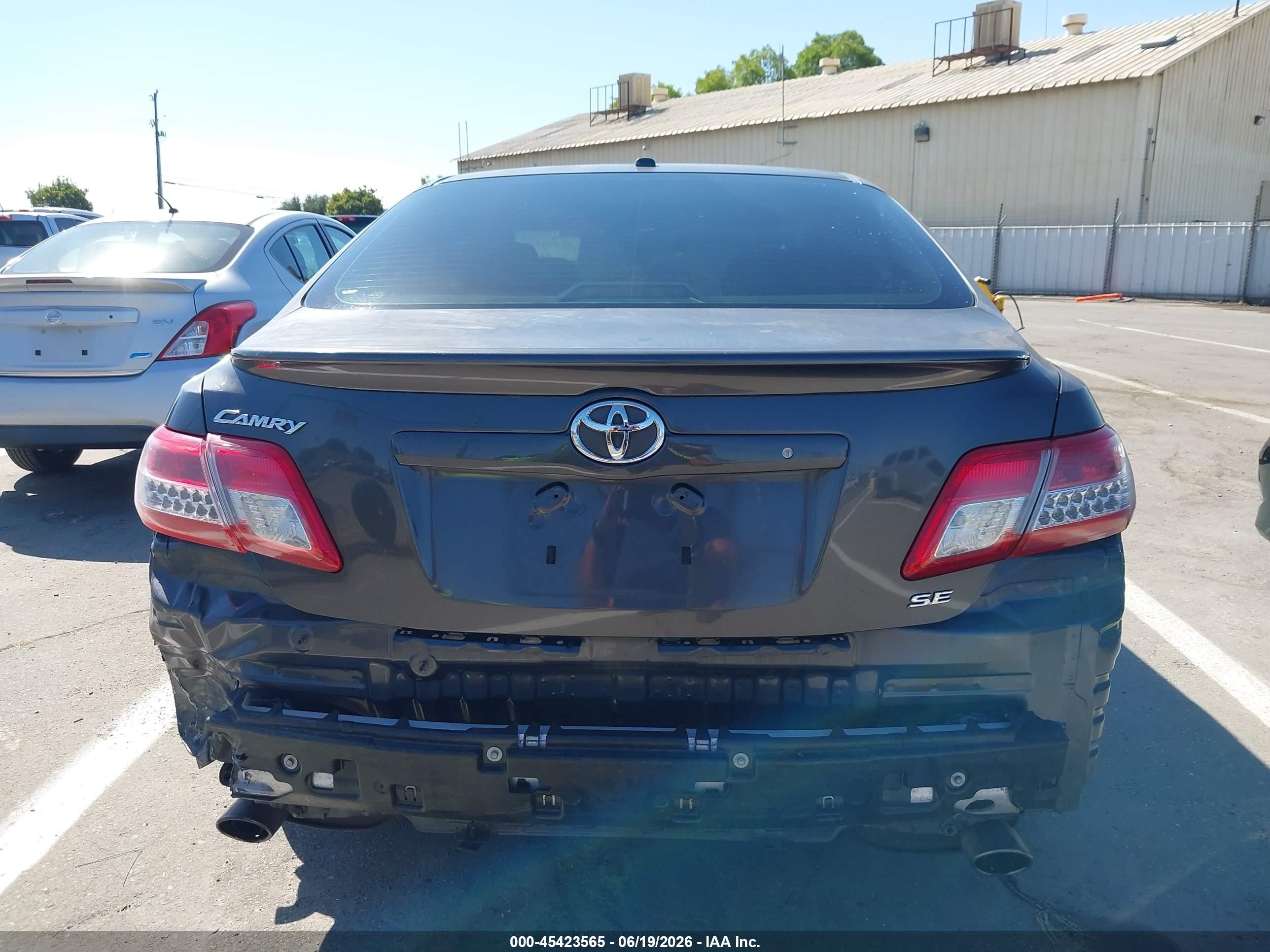 2011 Toyota Camry Se Gray vin: 4T1BF3EK4BU173451
