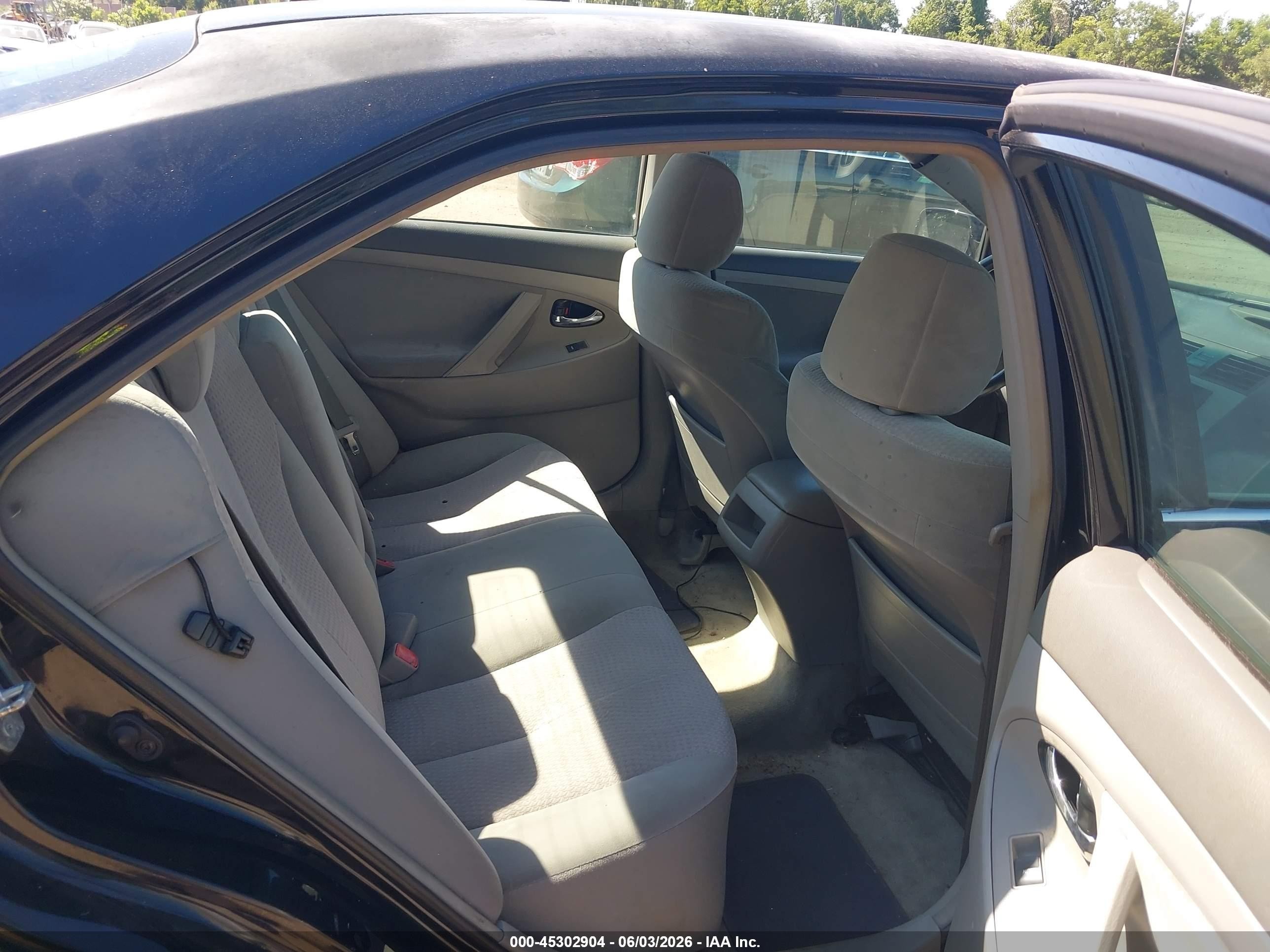 2011 Toyota Camry Le Black vin: 4T1BF3EK4BU182327