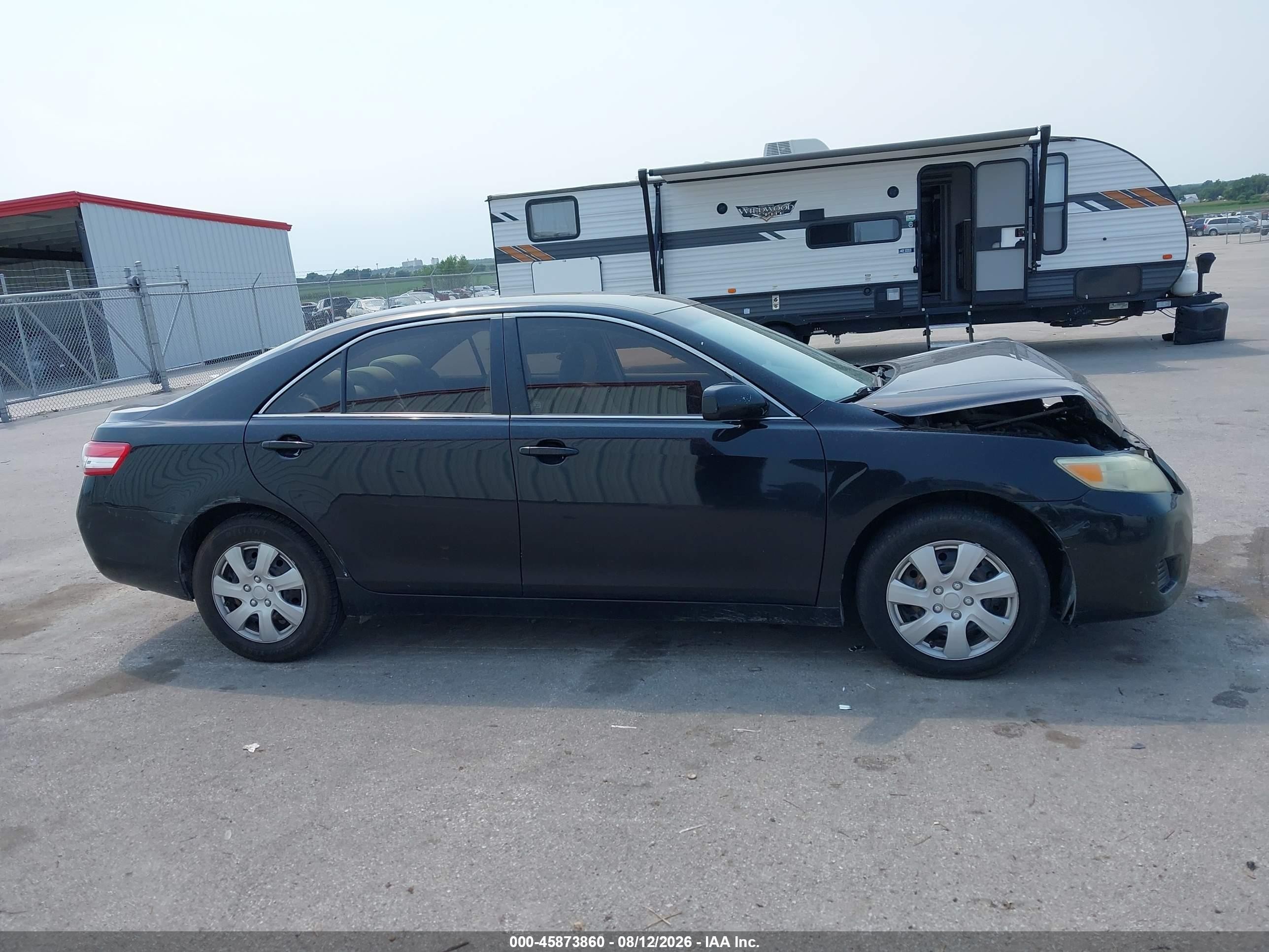 2011 Toyota Camry Le Black vin: 4T1BF3EK4BU184000