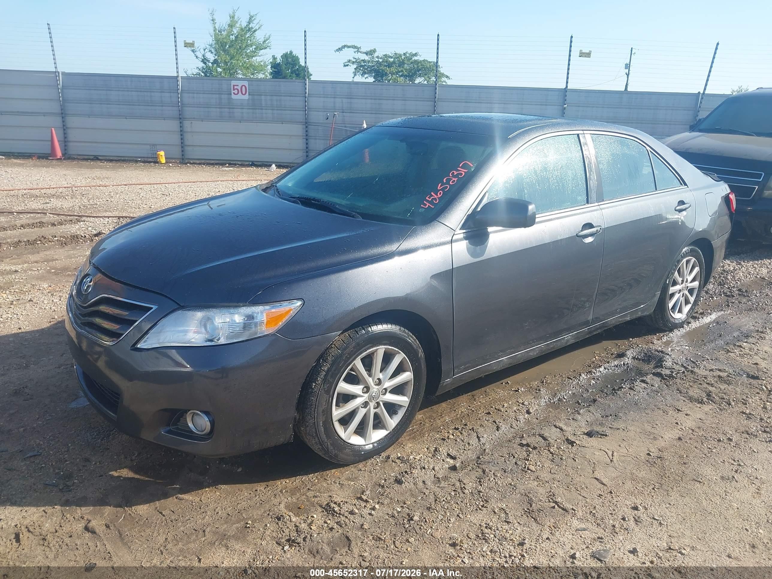 2011 Toyota Camry Xle Gray vin: 4T1BF3EK4BU192548