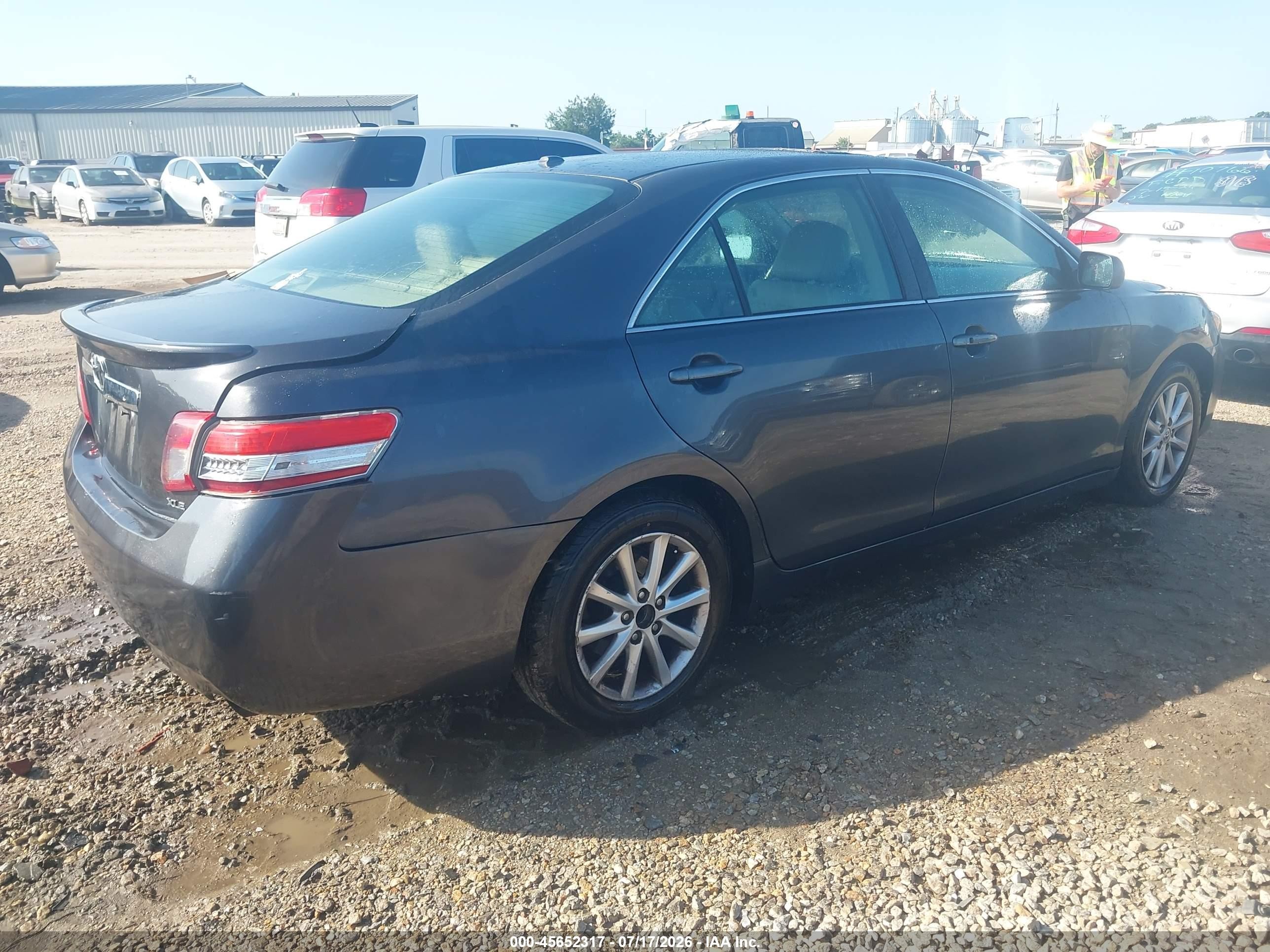 2011 Toyota Camry Xle Gray vin: 4T1BF3EK4BU192548