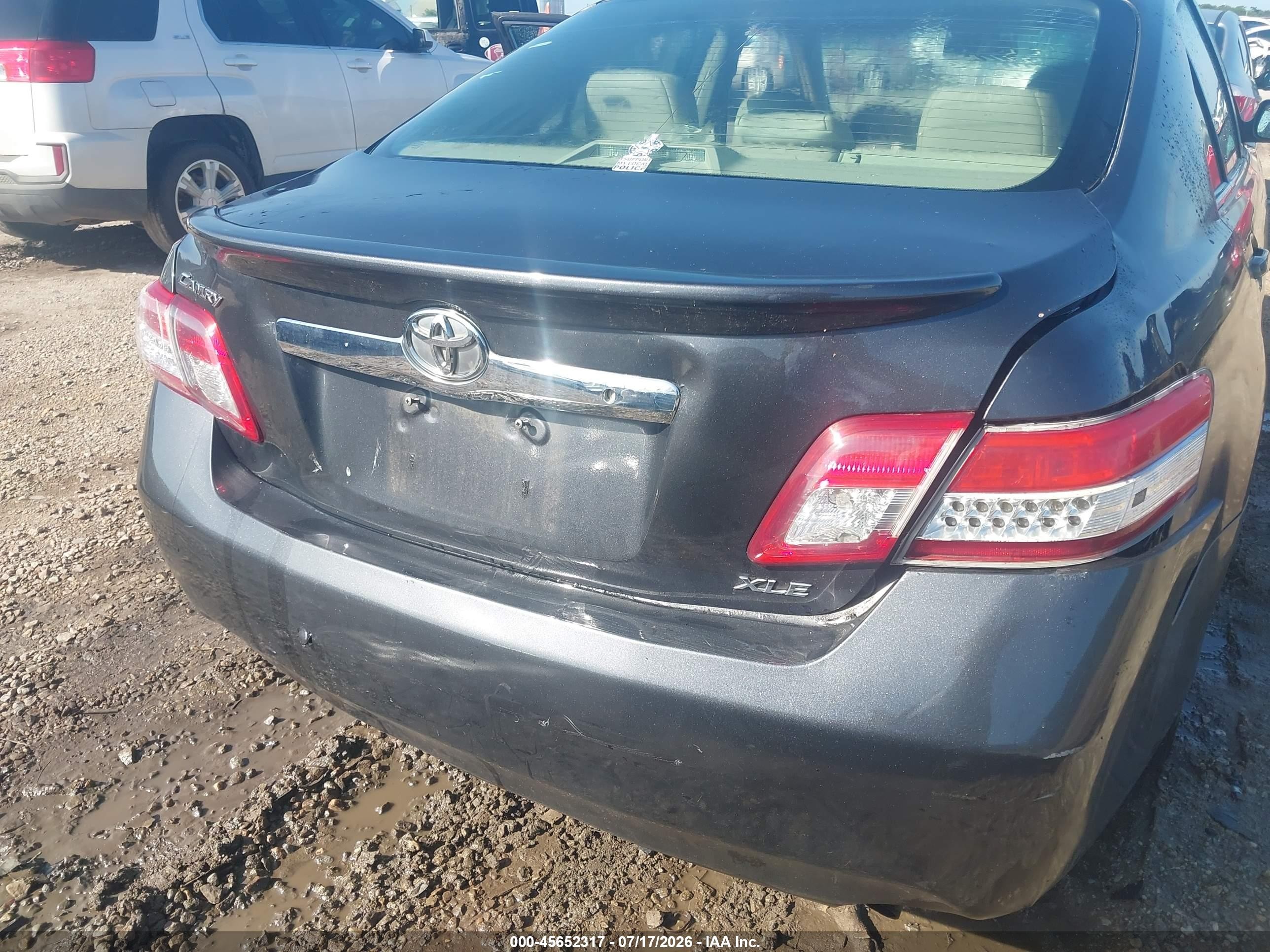 2011 Toyota Camry Xle Gray vin: 4T1BF3EK4BU192548