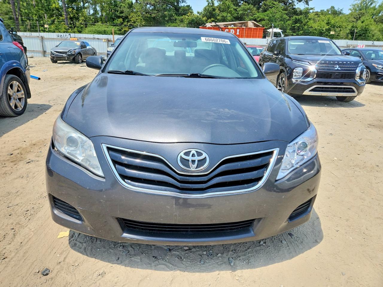 2011 Toyota Camry Le Gray vin: 4T1BF3EK4BU204794