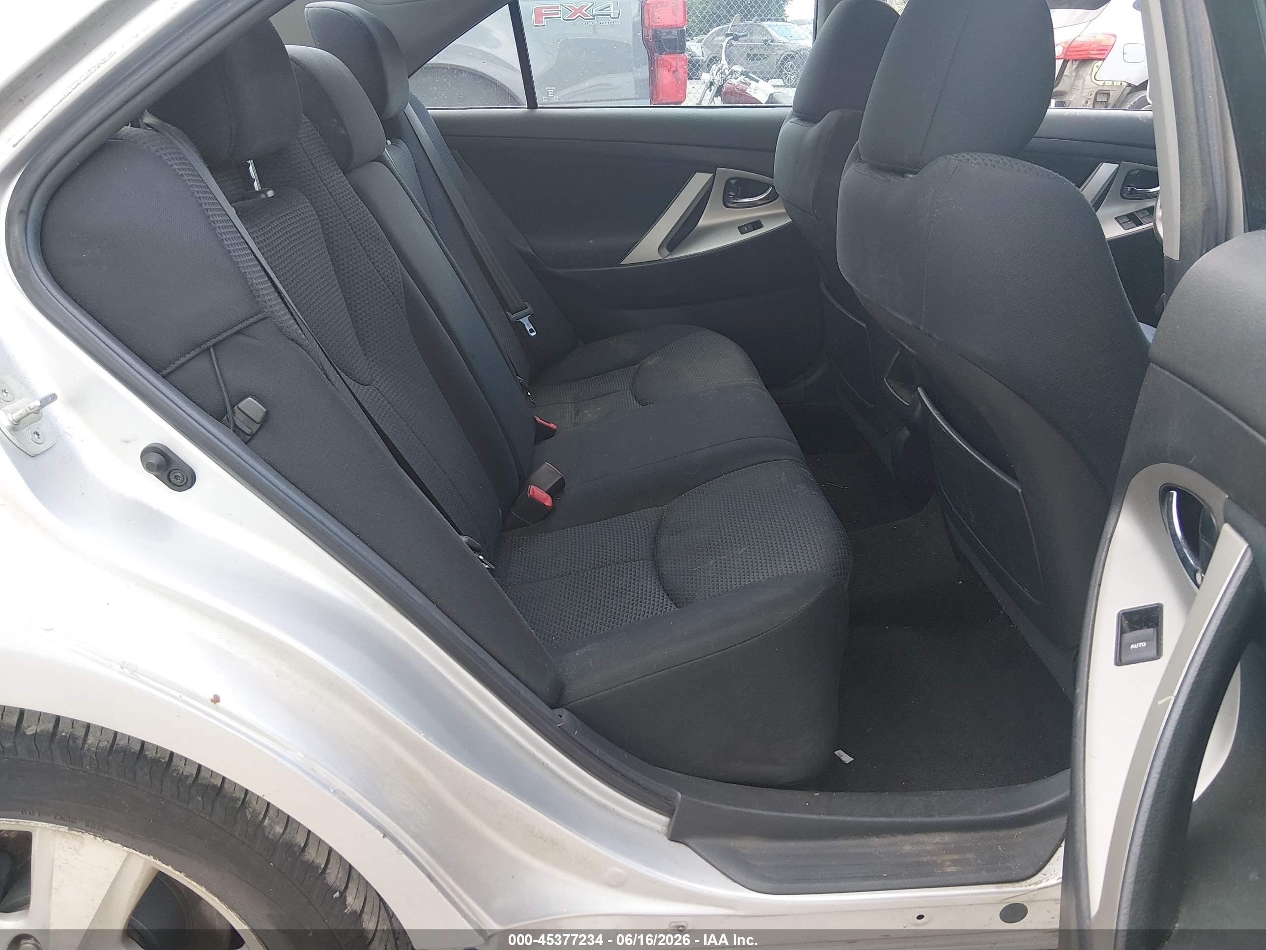 2011 Toyota Camry Se Silver vin: 4T1BF3EK4BU231378