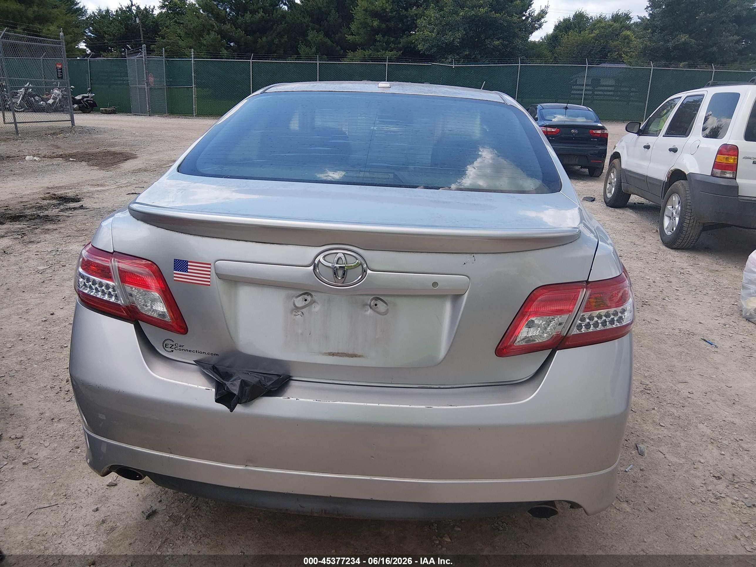 2011 Toyota Camry Se Silver vin: 4T1BF3EK4BU231378