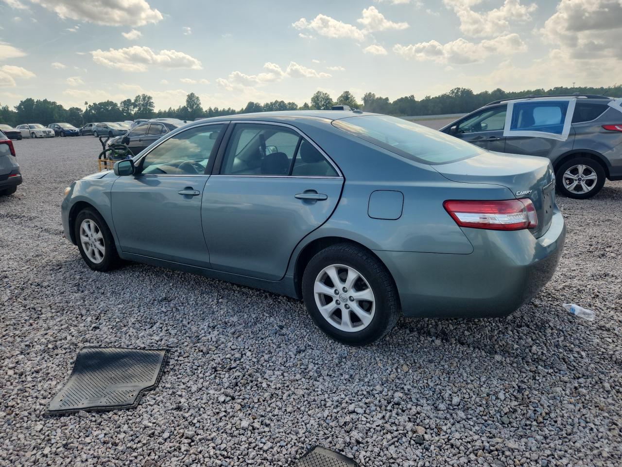 2011 Toyota Camry Le Бирюзовый vin: 4T1BF3EK4BU584767