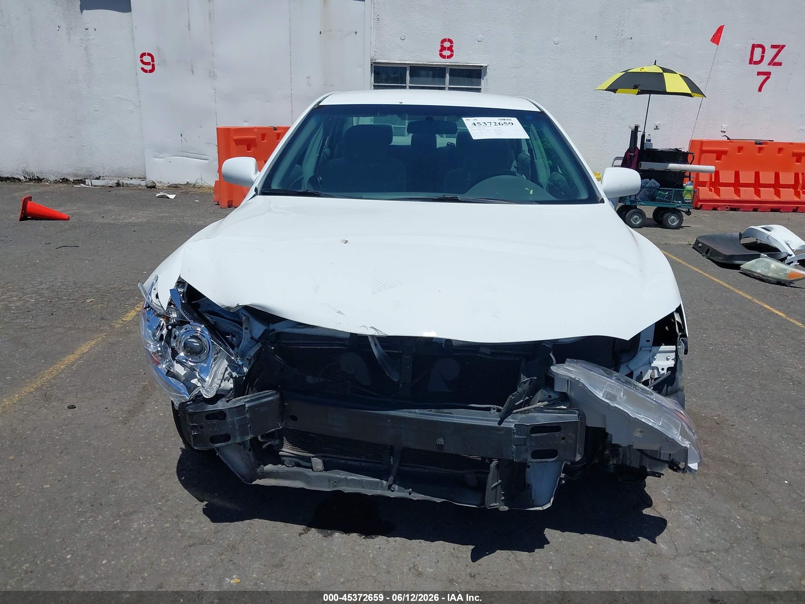 2011 Toyota Camry Le White vin: 4T1BF3EK4BU588141