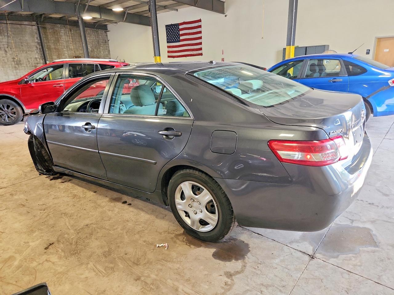2011 Toyota Camry Le Charcoal vin: 4T1BF3EK4BU598880