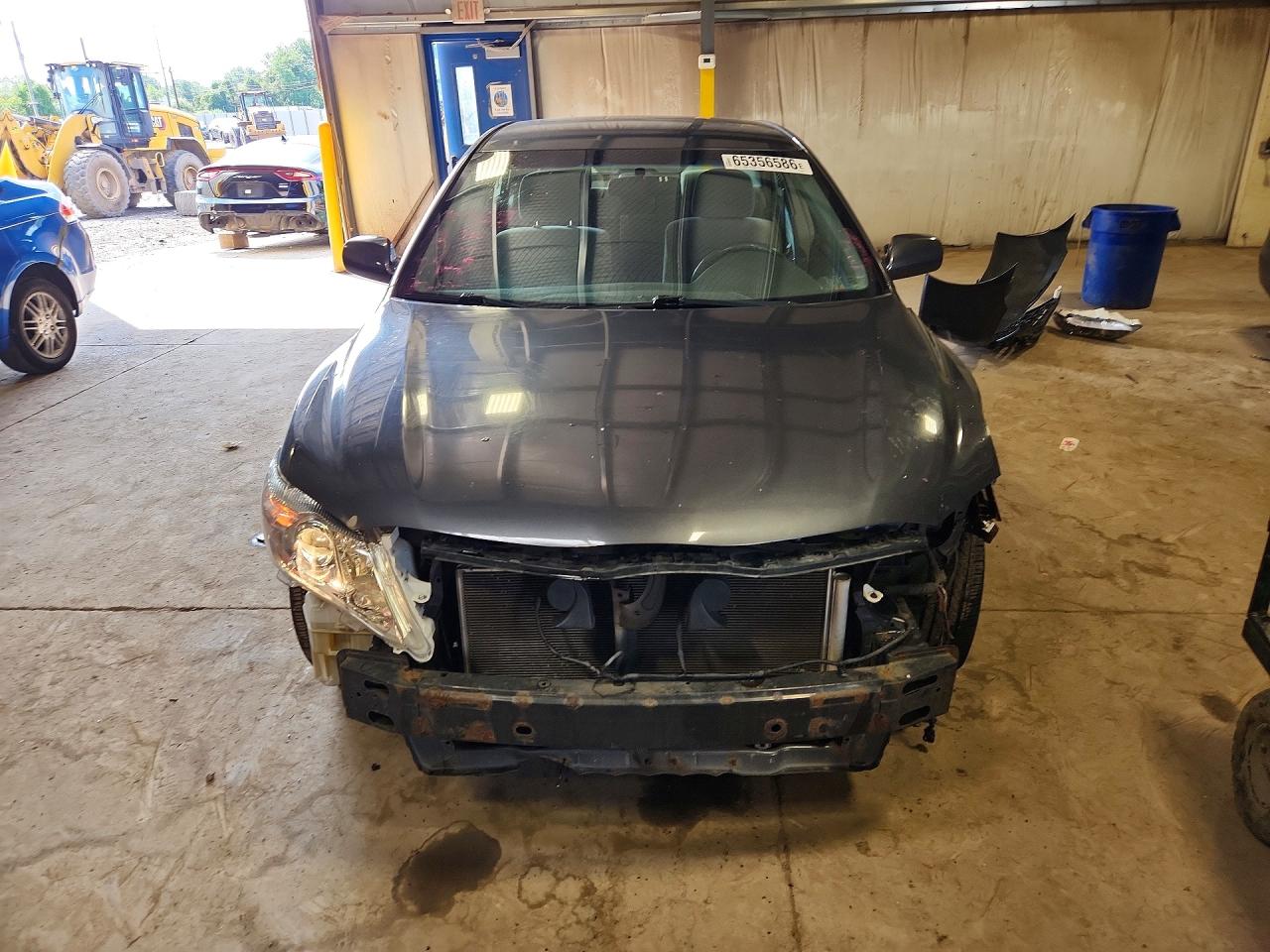 2011 Toyota Camry Le Charcoal vin: 4T1BF3EK4BU598880