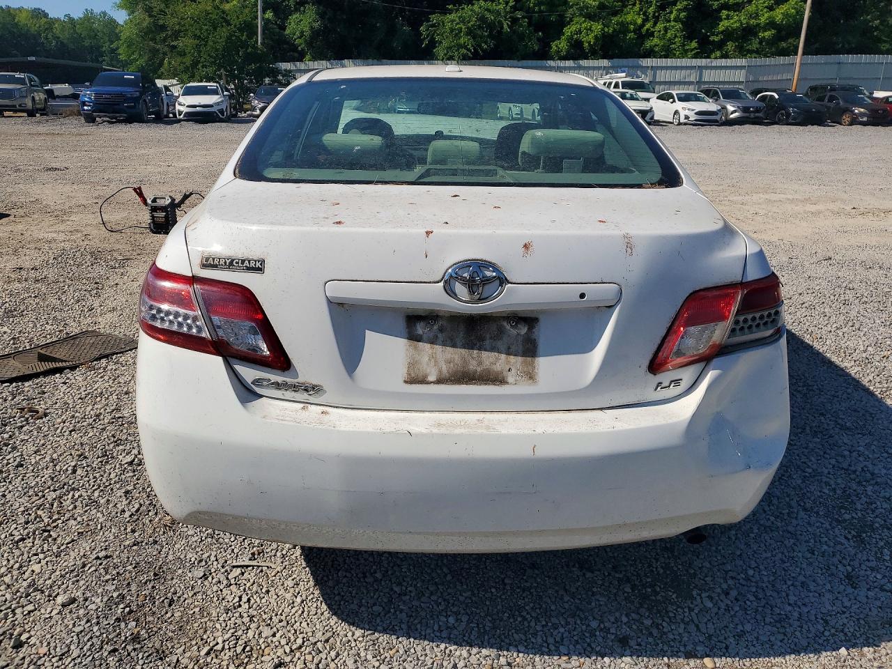 2011 Toyota Camry Le White vin: 4T1BF3EK4BU601034