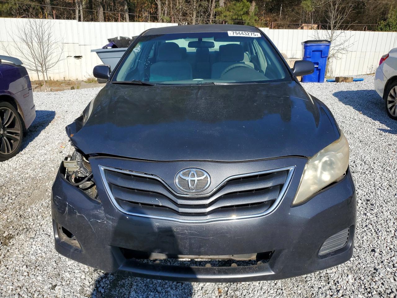 2011 Toyota Camry Le Gray vin: 4T1BF3EK4BU610106
