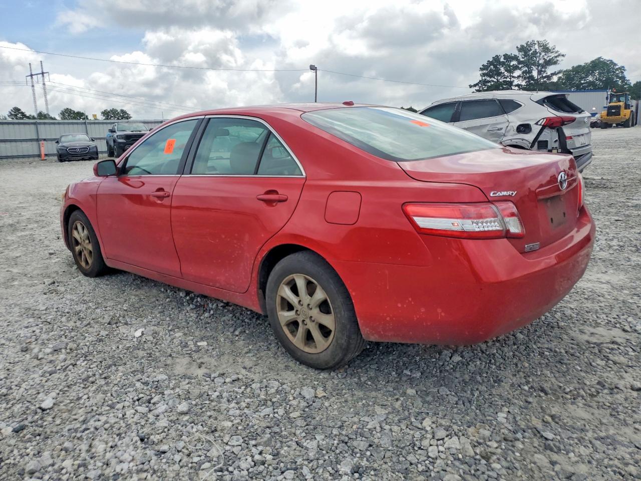 2011 Toyota Camry Le Red vin: 4T1BF3EK4BU622708